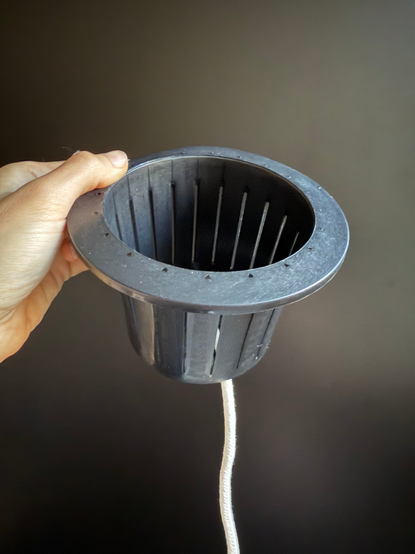 Selbstbewässerungstopf Schwarz-Weiß – Premium Topf für Pflanzen